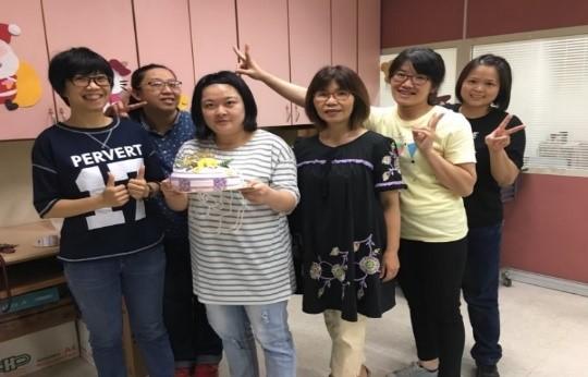 圖11-3-3-7/為伙伴們密密舉辦生日會-5.jpg