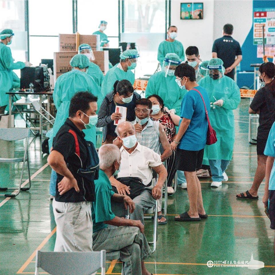圖16-4-320210704 社區施打疫苗.jpg